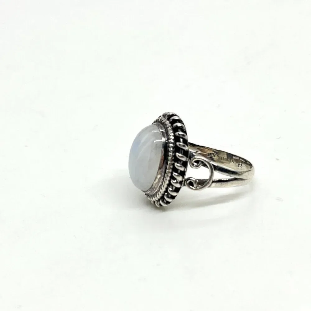 STERLING SILVER MOONSTONE Ring Oval Cabochon India  Signed Vintage Size 7.5